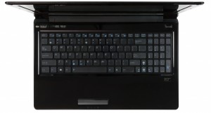 Asus Optimus: tastatură aerisită, dar un pic dură la atingere Asus_Optimus_6926-Processed