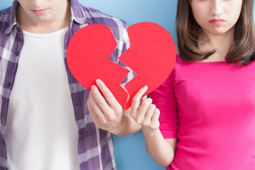 Despărţire neaşteptată în showbiz. Vedetele din România care şi-au spus „Adio!” înainte de nuntă! Despărţire neaşteptată în showbiz. Vedetele din România care şi-au spus „Adio!” înainte de nuntă!