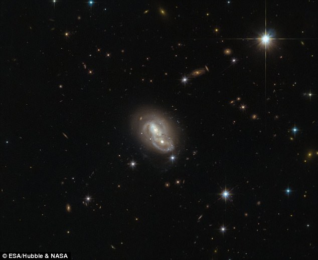 O galaxie ascunsă a fost descoperită chiar lângă Calea Lactee