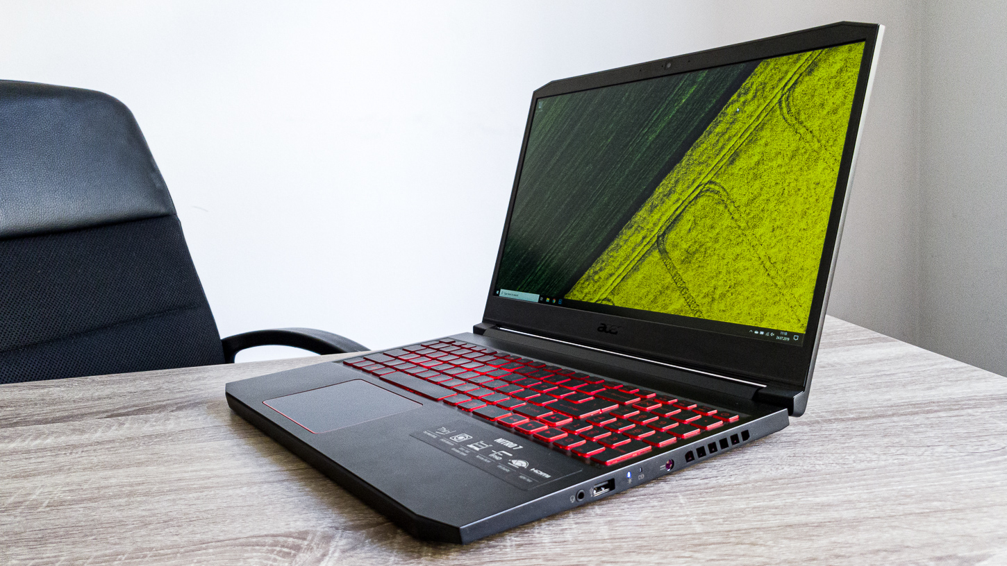Acer Nitro 7 procesor Intel impresii