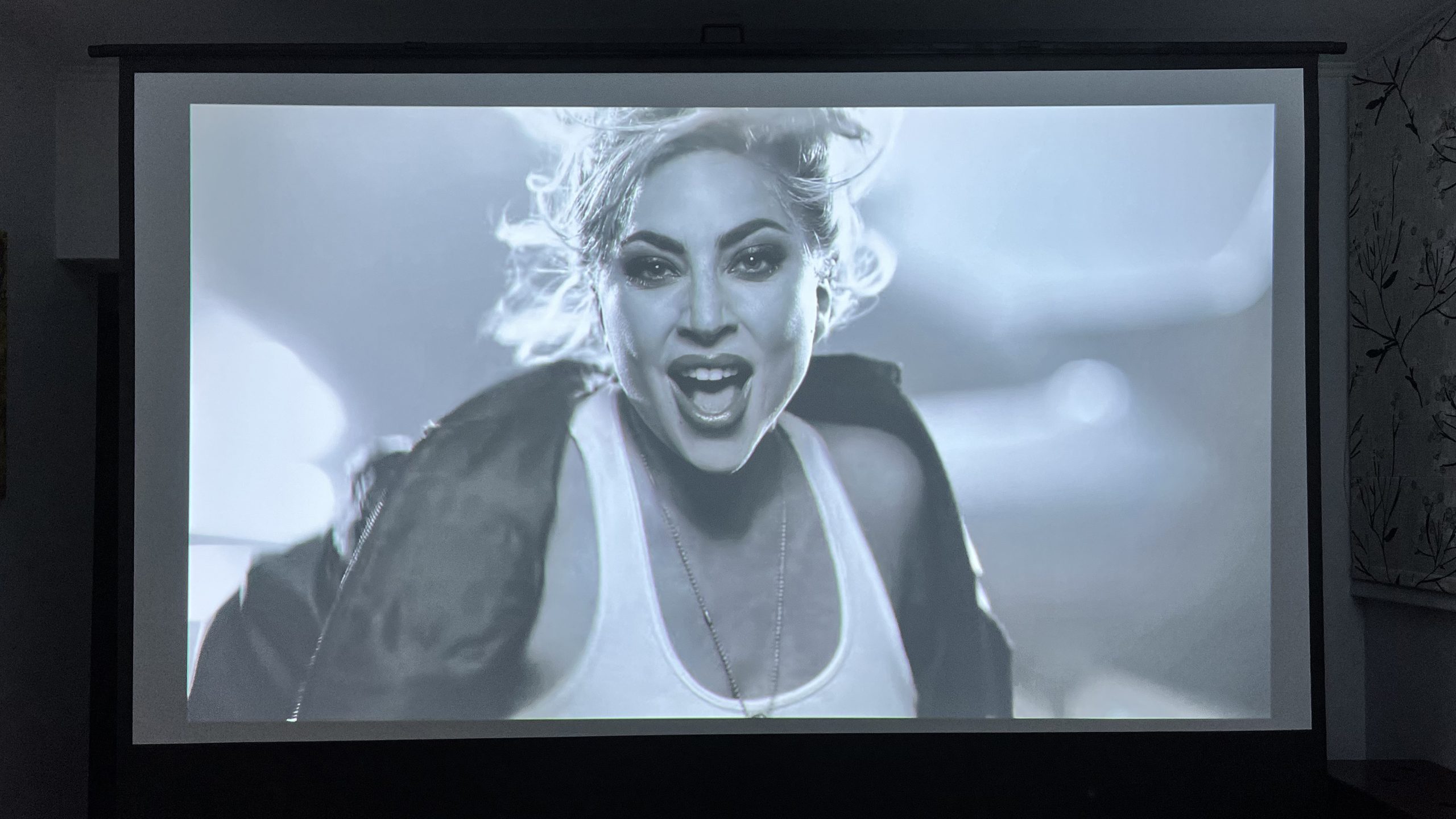 EPSON CO-FH02 - în teste