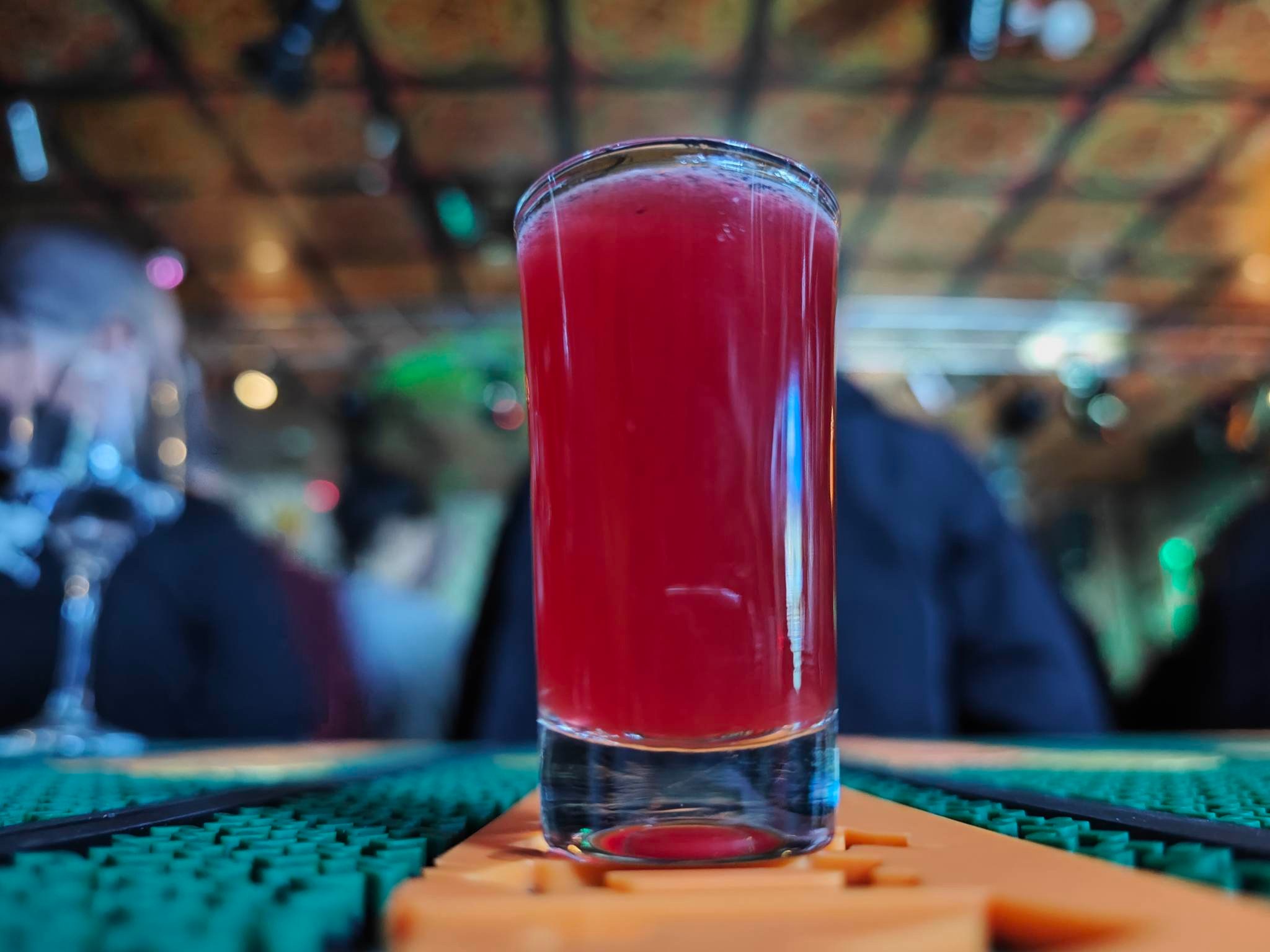 review-xiaomi-13-pro-lansare-oficiala-playtech-ro-iulia-kelt (1)