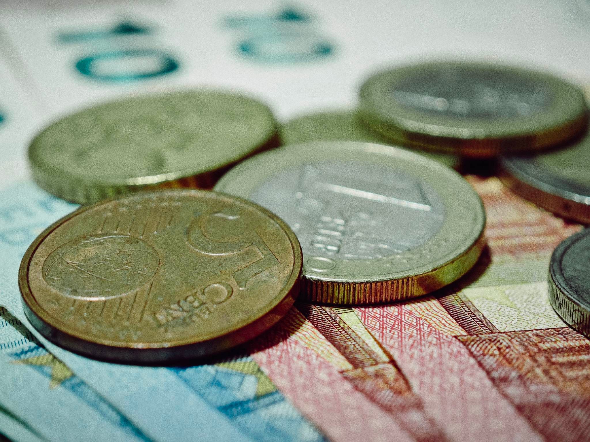 review-xiaomi-13-pro-lansare-oficiala-playtech-ro-iulia-kelt (1)