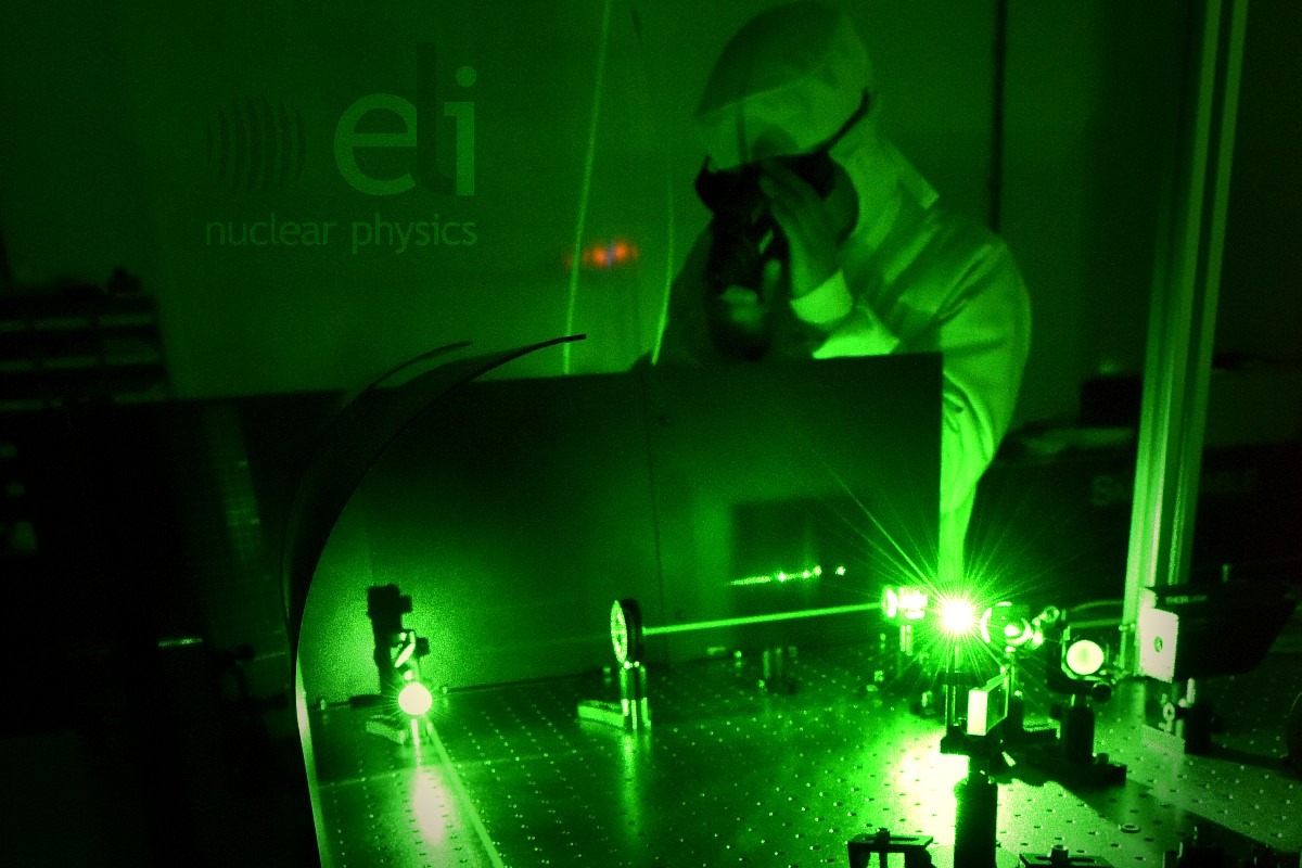 Laserul Laserul de la Măgurele, mândria României, închide litigiul „istoric ...