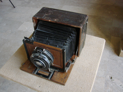 Aparatul foto cu care Samoila Marza a realizat pozele de la Marea Unire de la 1918. Foto arhiva