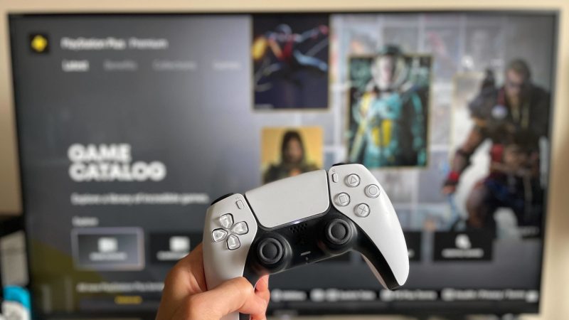 PlayStation Plus dă lovitura în aprilie: Aloy, veverițe înarmate și horror cât cuprinde în noul catalog