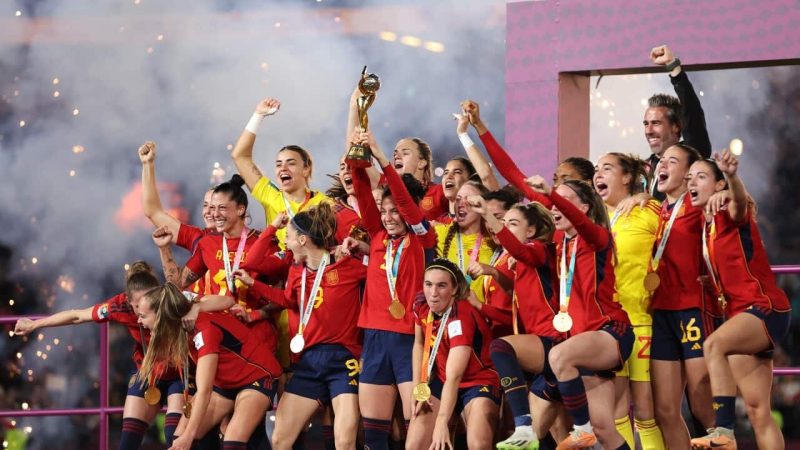 Fotbalistele naționalei Spaniei, câștigătoarele Cupei Mondiale de Fotbal Feminin 2023, desfășurată în Australia.