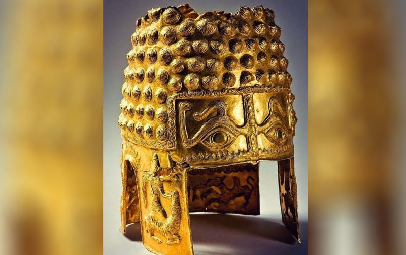 Coiful de aur dacic de la Coțofenești, alături de alte artefacte dacice valoroase, a fost furat recent dintr-un muzeu din Olanda, provocând indignare și îngrijorare în rândul comunității culturale internaționale.