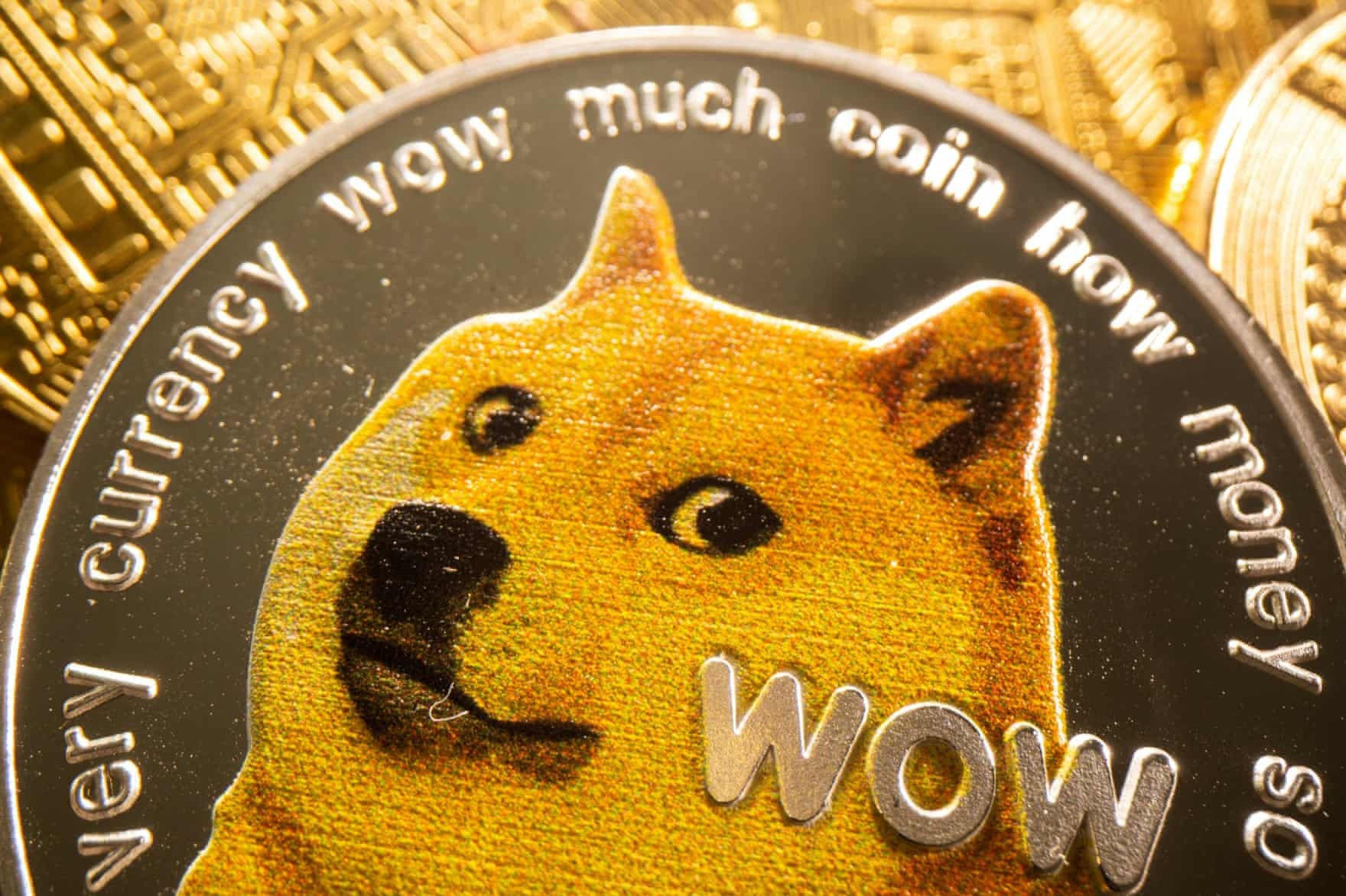 Dogecoin, cea mai cunoscută memecoin. Singurii care se îmbogățesc din astfel de criptomonede sunt influencerii și cei care îi susțin.