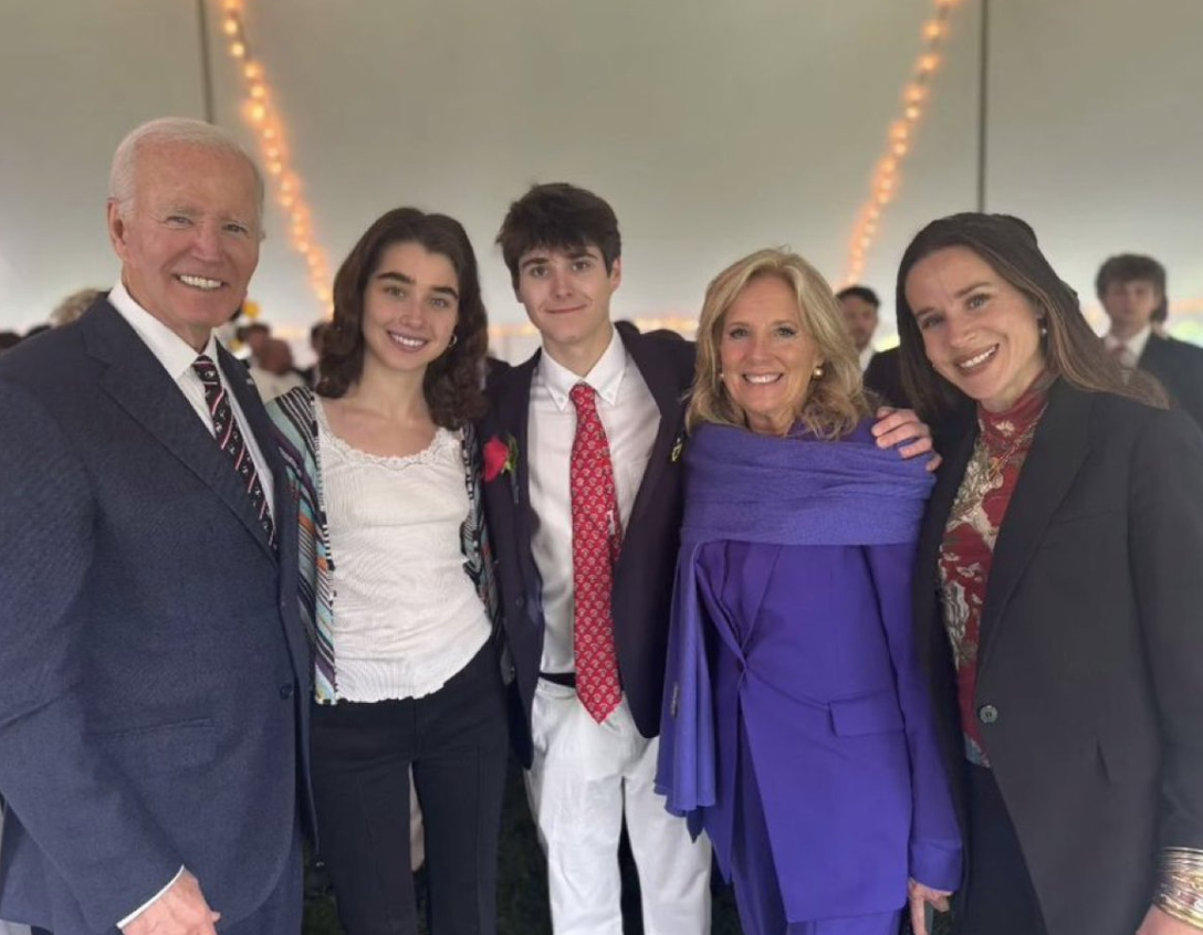 Joe Biden alături de familie