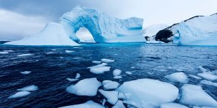 Descoperirea incredibilă din Alaska: gheața antică ce poate rescrie istoria climei se pierde sub ochii cercetătorilor