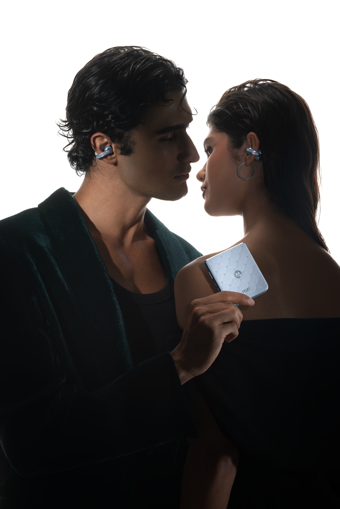 Motorola lansează The Brilliant Collection cu cristale Swarovski și sunet Bose în România