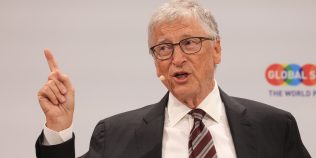 Bill Gates avertizează asupra unui val de „surprize negative” provocate de AI. Pericolul care ar putea lovi chiar în următorul an