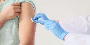 Ce arată cea mai amplă analiză despre vaccinurile ARN mesager, după miliarde de doze administrate
