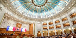 Cât timp lucrează efectiv un parlamentar. Tot ce trebuie să ştii despre funcţia din Parlament