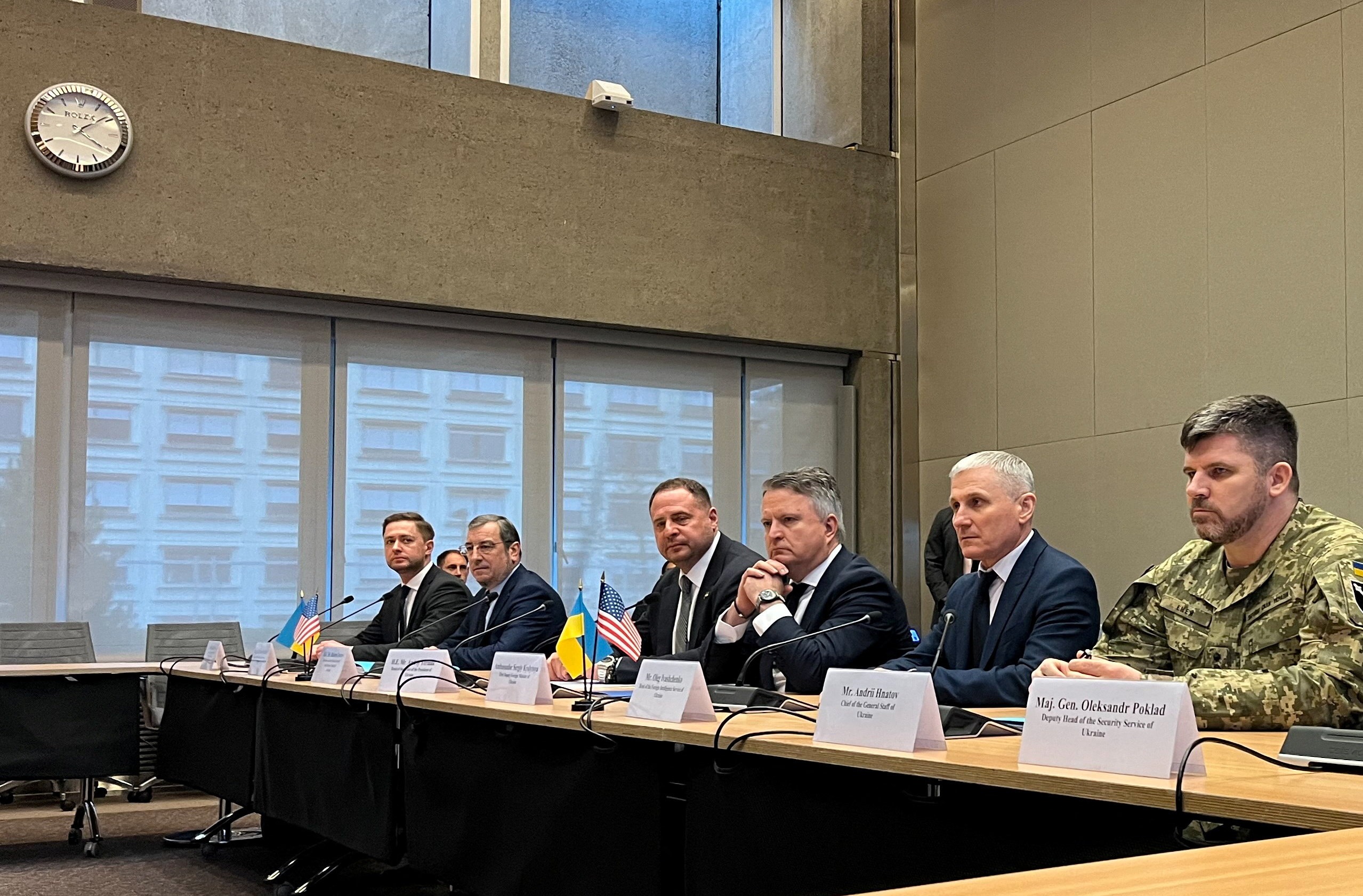 Imagine Negocieri geneva pace ucraina