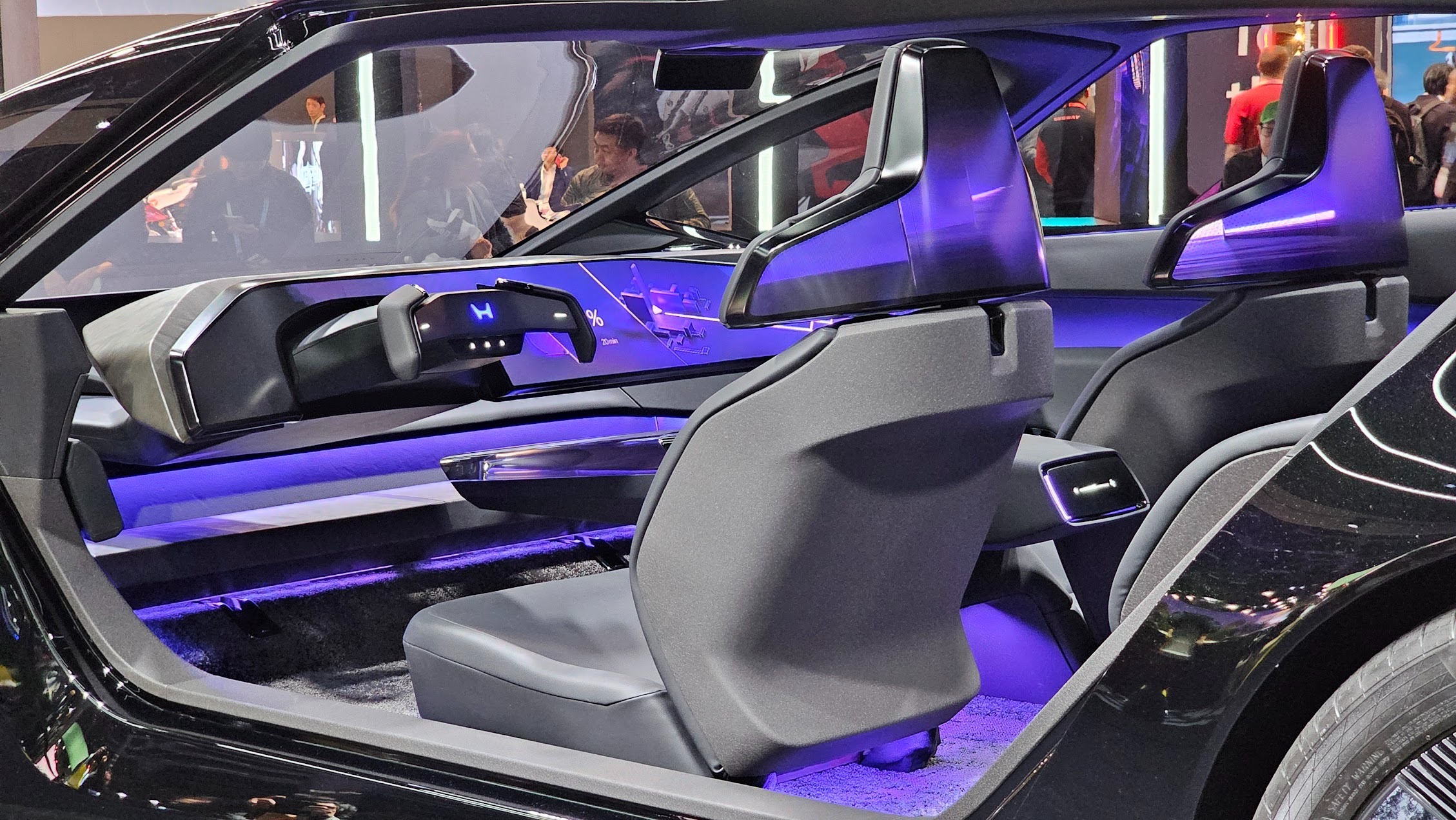 Mașina smart, prezentată la CES 2024 ca ultima inovație.