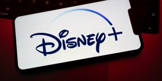 Disney+ pe televizor, fără nervi și cabluri inutile. Cum instalezi aplicația și începi să vezi filmele direct pe ecranul mare