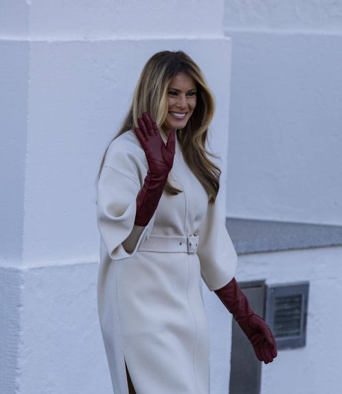 Melania Trump, superbă la primirea bradului de Crăciun (Foto: Profimedia)
