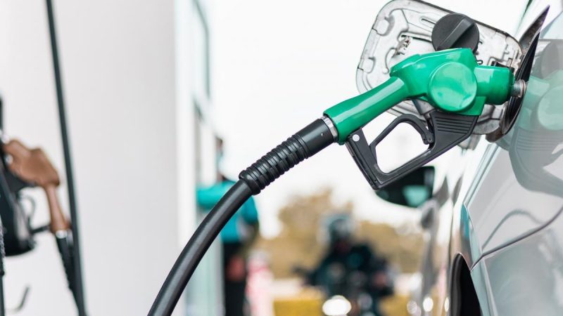 Motivul pentru care benzina şi motorina sunt mai ieftine în Bulgaria. De ce în România preţurile au crescut de la o zi la alta