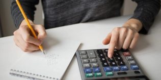 Cum afli cât și dacă ai contribuit la fondul de pensii. Ce faci dacă ai „găuri” de plată de luni sau ani de zile