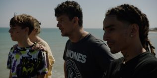 INTERVIU Filmul românesc „Kîzîm”, prima peliculă din România cu protagonişti tătari, acum în cinema. De vorbă cu regizorul Radu Potcoavă, scenaristul Elias Ferchin Mușuret, Amuly și cei doi actori principali – Matei Saizescu și Meryem Yeliz Mustafa