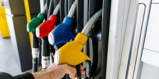 ANAF începe controale masive pe piața carburanților. Ce verifică inspectorii