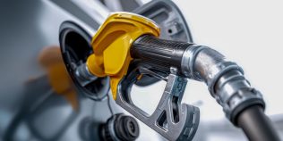 Cât costă benzina și motorina pe 18 martie 2026. Topul orașelor cu cele mai mici prețuri