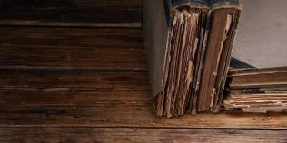 Cel mai vechi cuvânt scris în limba română, unul neaşteptat. Încă îl folosim, deşi a fost scris prima oară în secolul al X-lea