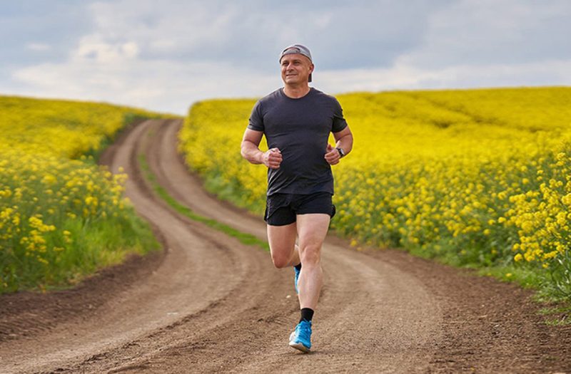 Exercițiile fizice îți schimbă starea de spirit în bine. Molecula care explică de ce sportul poate alunga anxietatea și depresia