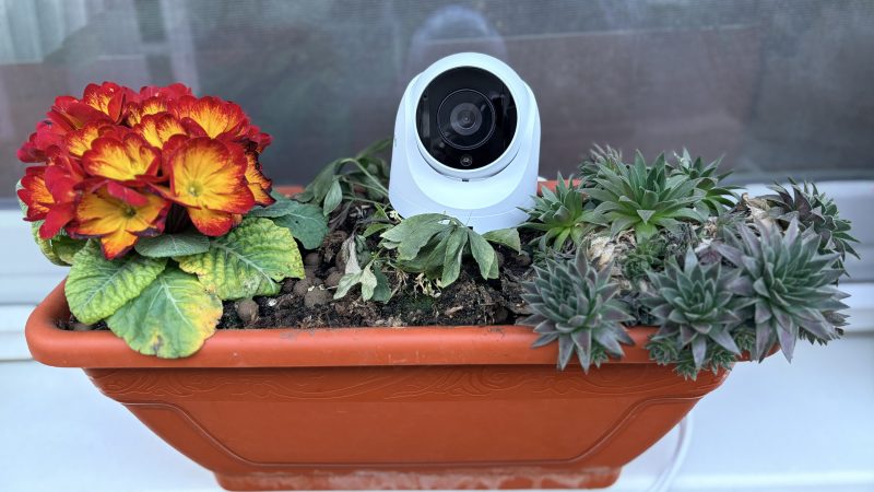 REVIEW Synology TC500 – când camera de supraveghere vine cu inteligență artificială, se configurează ușor și te ajută să scapi de grija stocării filmărilor