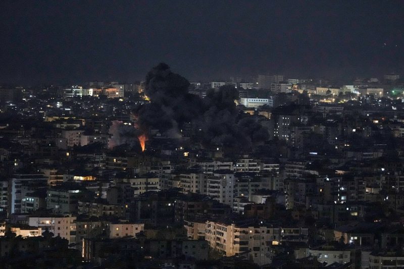 MAE a lansat un canal de WhatsApp pentru românii din Orientul Mijlociu. Cum te înscrii