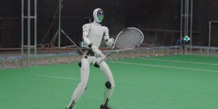VIDEO: Poate mai bun decât Simona Halep, un robot umanoid joacă tenis cu oameni și reacționează în milisecunde