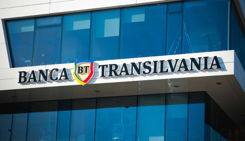 Schimbare importantă la Banca Transilvania: dispar comisioanele din martie