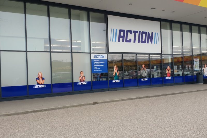 Un alt magazin cu mii de produse la 5 lei se deschide în România. Este deja al zecelea supermarket Action din ţara noastră