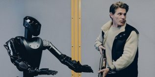 Roboții-soldați umanoizi ajung pe front în Ucraina. Americanii testează dacă pot lupta în război