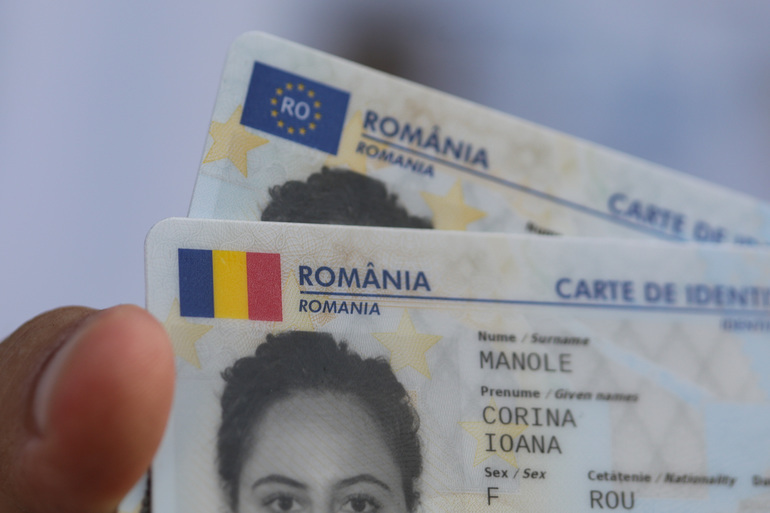 Cartea de identitate electronică poate fi folosită pentru semnarea documentelor PDF direct de pe telefon