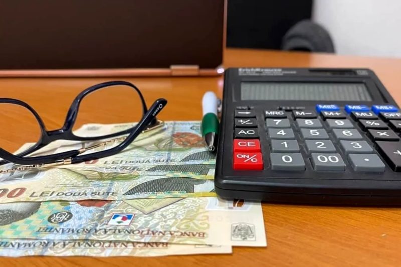 Românii pot primi o reducere de 3% la impozitul pe venit. Condițiile anunțate de ANAF