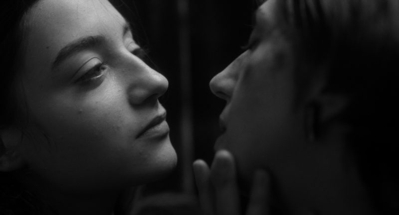 Natalie Musteata, românca din cursa Oscar 2026. Unde poți vedea gratuit filmul în care un sărut devine crimă