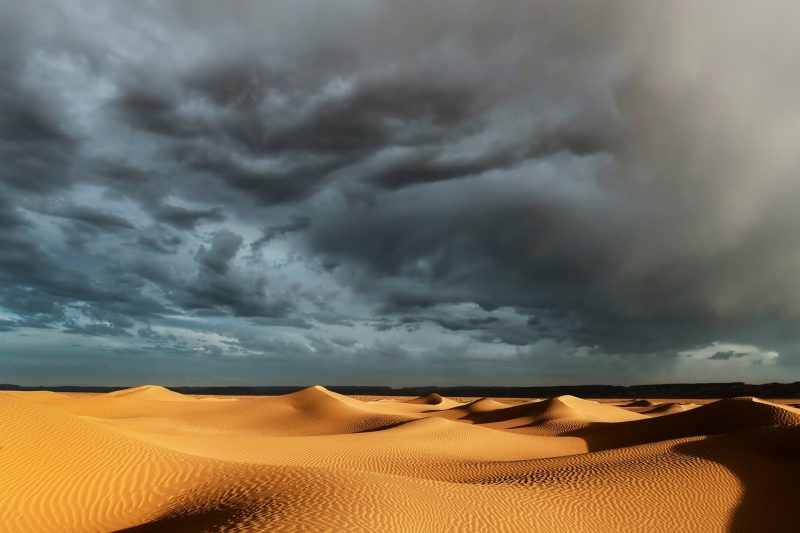 Țara care vrea să aducă ploaia în deșert. Proiectul tehnologic care ar putea crește precipitațiile cu până la 20%