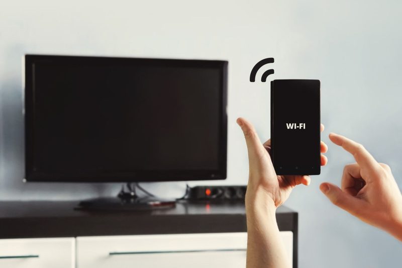 Cum conectezi televizorul la internet prin Wi-Fi în în câteva minute