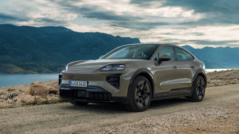 Porsche a făcut SUV-ul electric care pare imposibil: 1.139 CP, 0-100 km/h în 2,4 secunde și abilități off-road