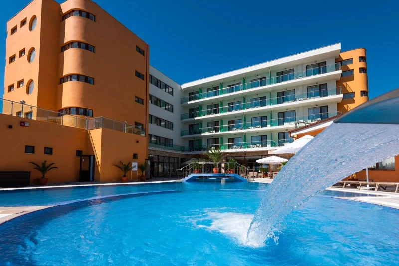 Cât costă un hotel pe litoralul românesc. Proprietarii scot la vânzare peste 100 de unități