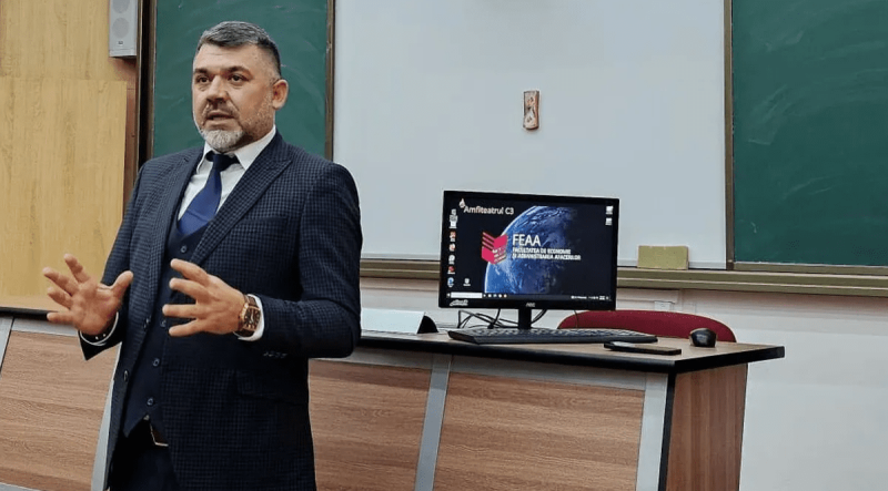 Ce salariu avea şeful ITM Bucureşti. Costel Grojdea spune că maşina Lamborghini de 300.000 de euro nu este a lui