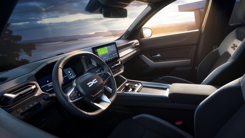 Dacia Bigster vs Duster: ce primești în plus pe banii suplimentari și pentru cine are sens