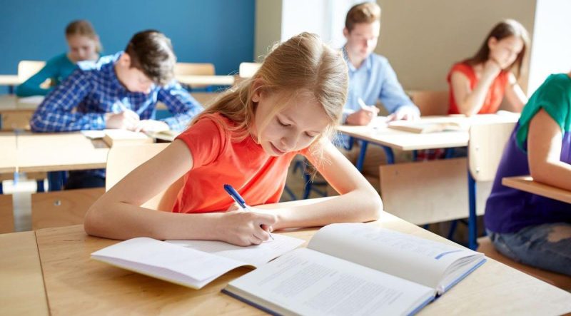 Evaluarea Națională la clasele mici se schimbă: subiecte inspirate din testările PISA