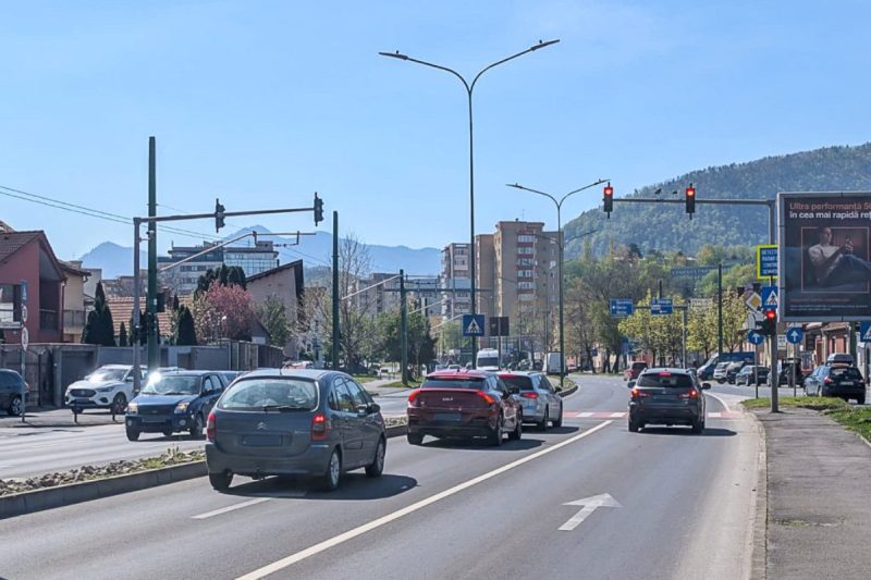 Oraşul din România în care eşti oprit de semafor dacă depăşeşti viteza legală. Străzile pe care au fost montate radare speciale