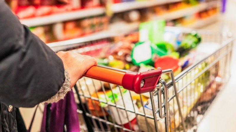 Programul supermarketurilor şi mall-urilor de 1 Mai 2026. De unde poţi face cumpărături de Ziua Muncii