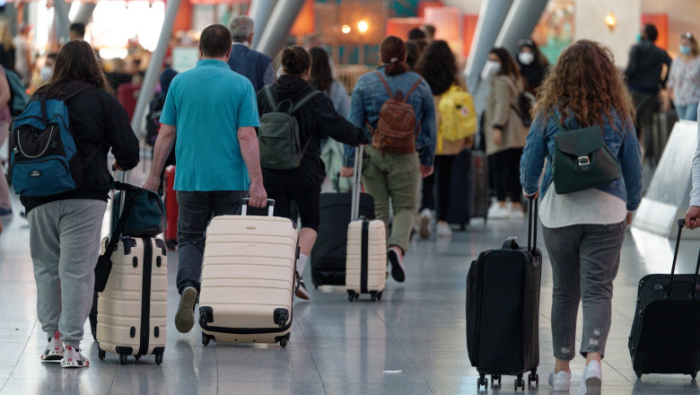 Unde merg acum românii în loc de Dubai. Două destinații au devenit preferatele verii 2026