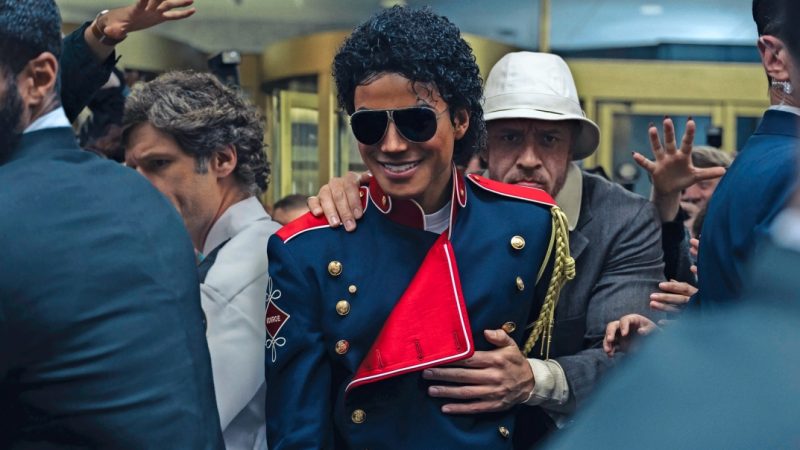 Filmul „Michael” reaprinde scandalul. Regizorul celebrului documentar „Leaving Neverland” atacă dur biograficul despre regele pop